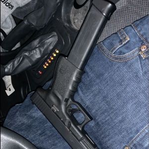 Meet your Posher, Rico